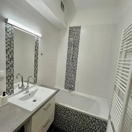 Prijetno Stanovanje V Modernem Slogu Appartement