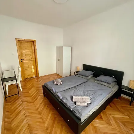 Prijetno Stanovanje V Modernem Slogu Ljubljana